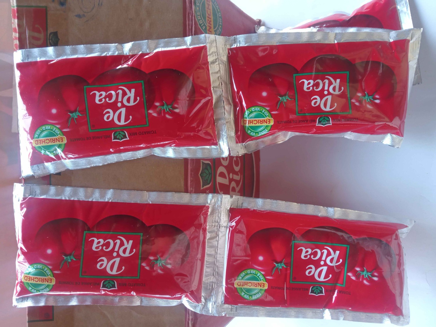 DE RICA TOMATO SACHET 70G BY 10