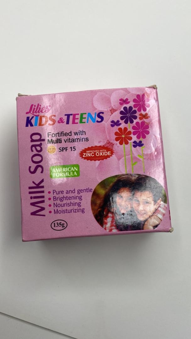 LILIES KIDS AND TEENS MILK SOAP 135G