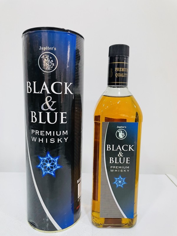 Black & Blue Whisky 750ml