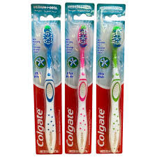 COLGATE MAX WHITE TOOTHBRUSH